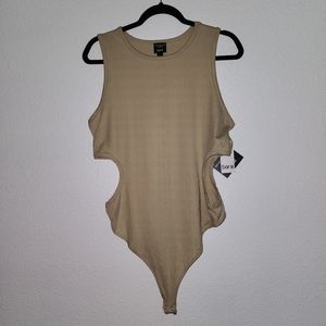 NWT! Bar III nude ribbed bodysuit sz XL